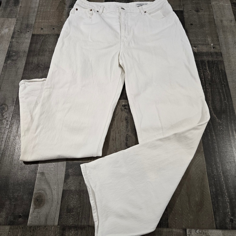 Abercrombie & Fitch The 90s Relaxed Jean High Rise White Wash 33 16 Regular Y2K
